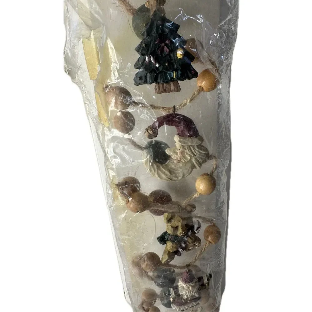 Vintage New Polyresin Figurine Ornaments Wood Beads Twine Christmas 9ft Garland